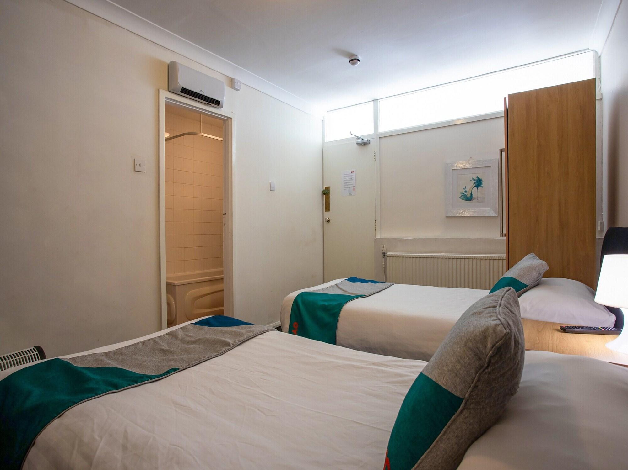 Oyo Knowesgate Inn, Northumberland National Park Kirkwhelpington Екстер'єр фото