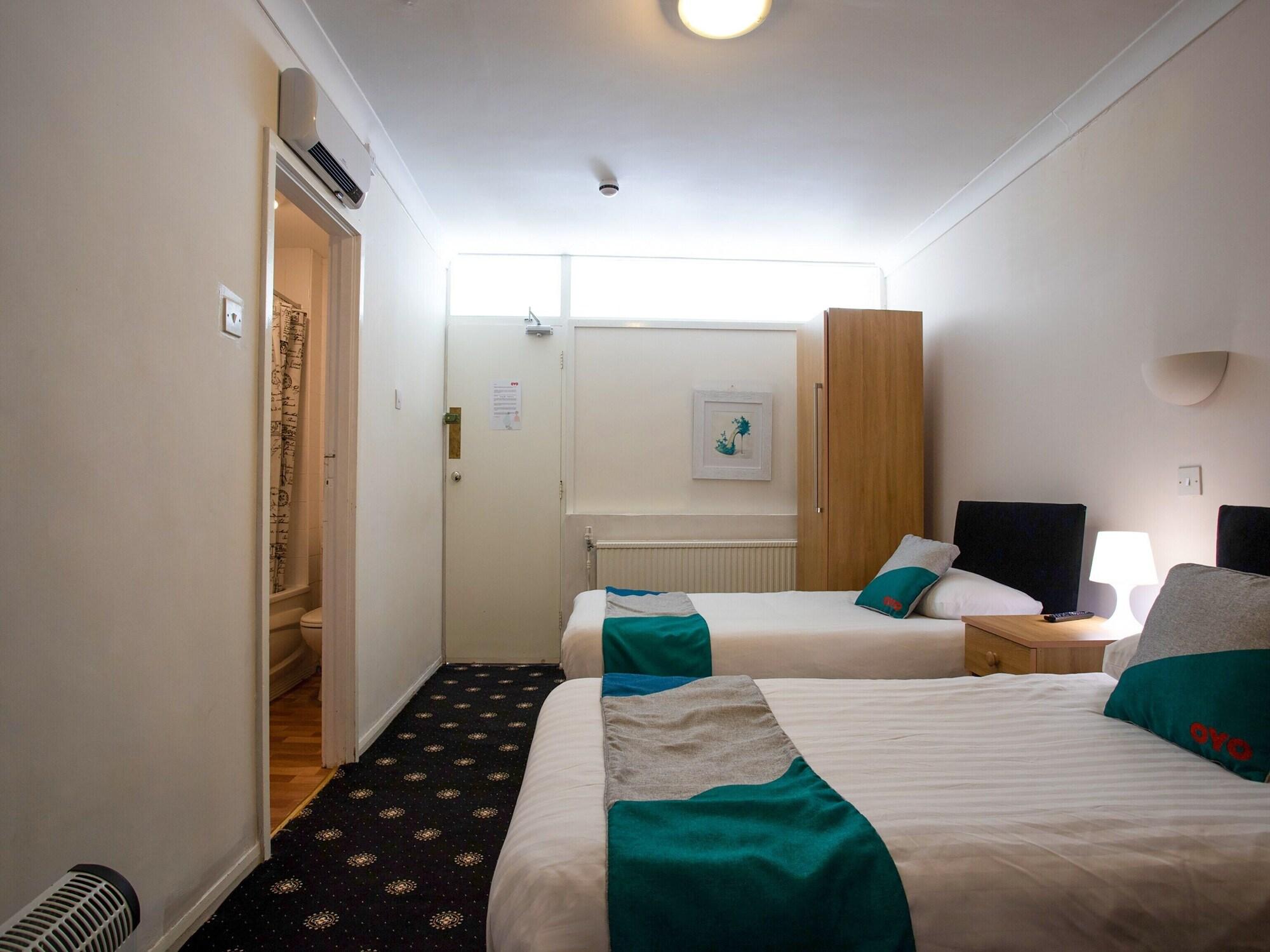 Oyo Knowesgate Inn, Northumberland National Park Kirkwhelpington Екстер'єр фото
