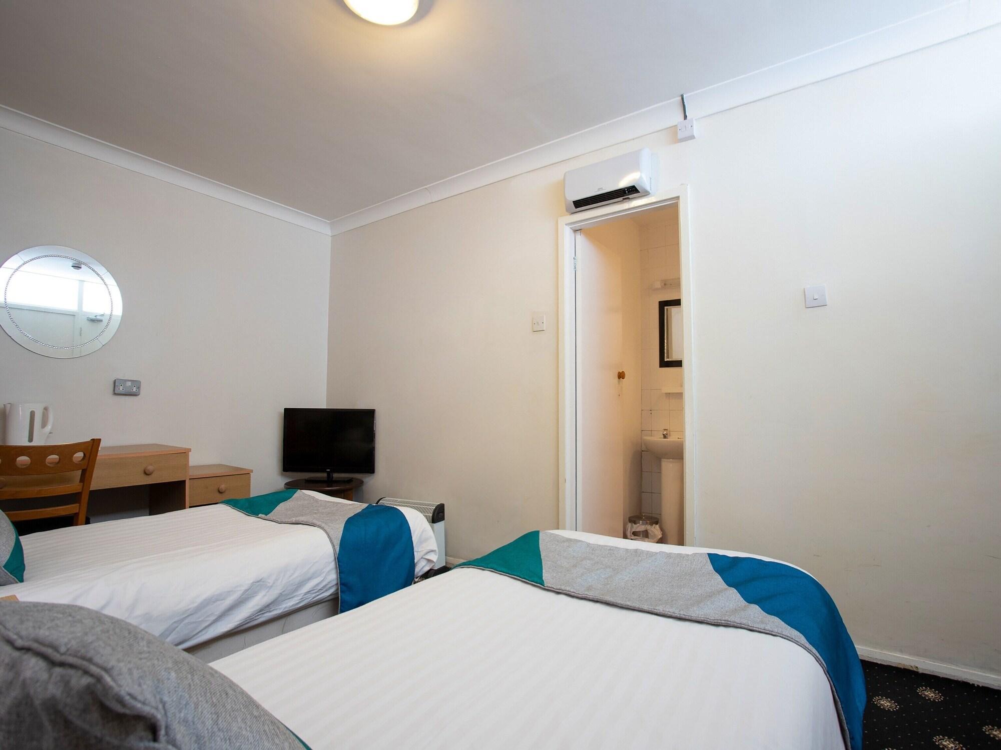 Oyo Knowesgate Inn, Northumberland National Park Kirkwhelpington Екстер'єр фото